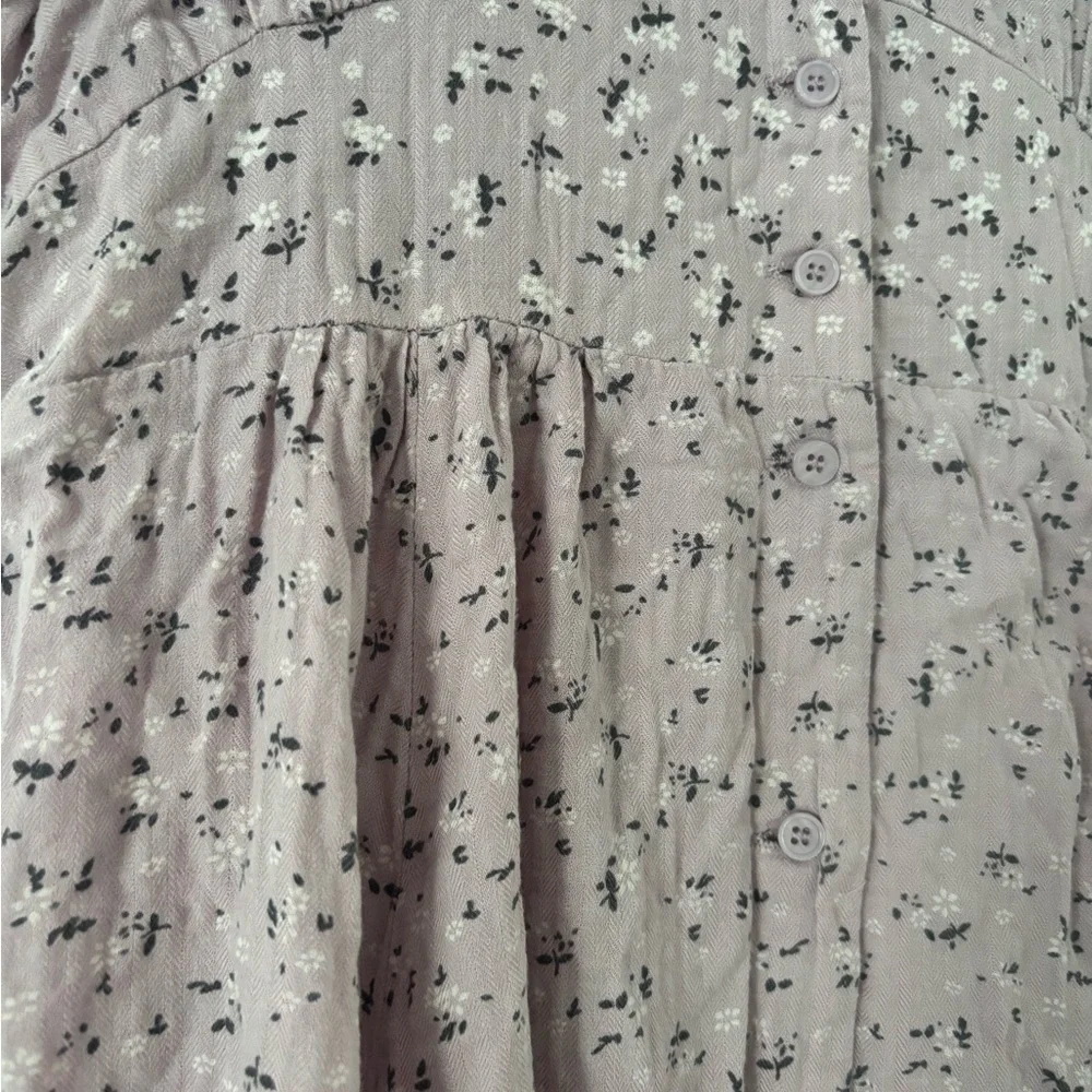 Elegant Lilac Floral Midi Dress - Picture 4 of 5